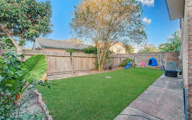 16707 Fernwood Way, Houston, TX 77058