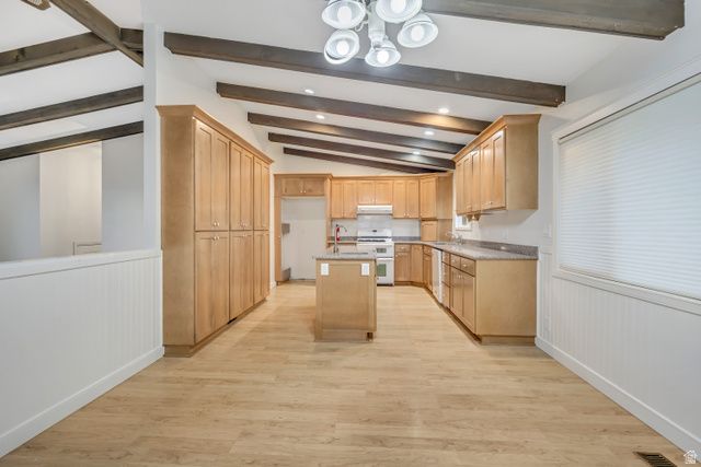 826 N 970 E, Springville, UT 84663