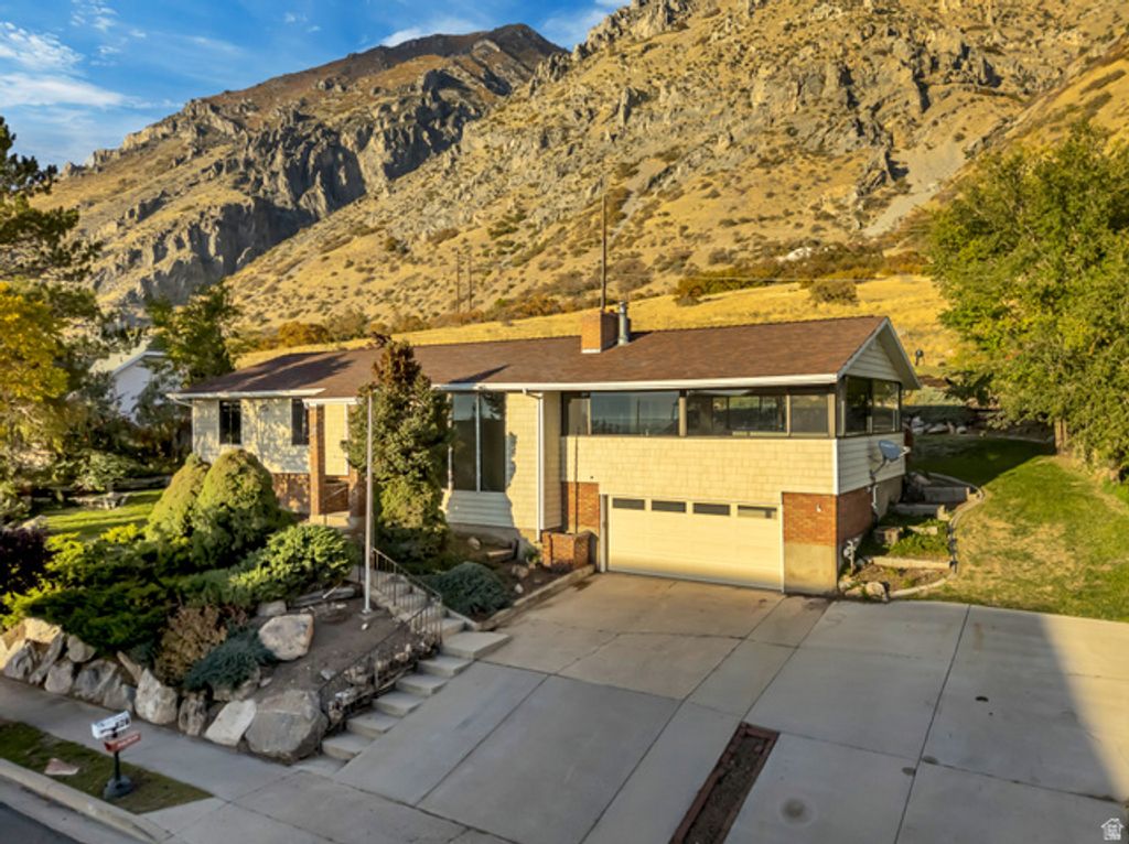 826 N 970 E, Springville, UT 84663