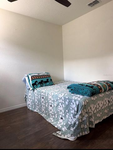 5240 GREENHEART AVENUE, Mount Dora, FL 32757