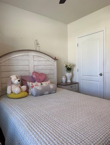 5240 GREENHEART AVENUE, Mount Dora, FL 32757