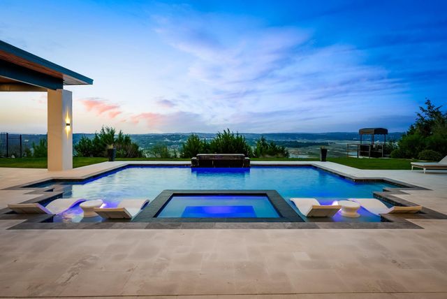 912 Watercliffe, Lago Vista, TX 78645