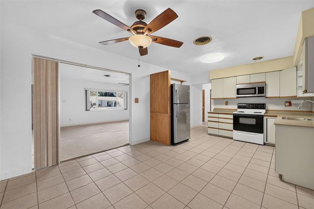 2864 62ND AVENUE S, St Petersburg, FL 33712