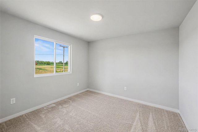 6030 Lahring Road, Fenton Charter Township, MI 48451