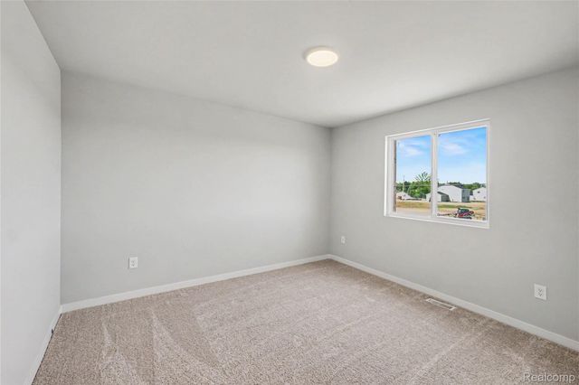 6030 Lahring Road, Fenton Charter Township, MI 48451