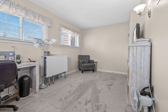 117 Orchard Ridge Parkway, Hillsdale, MI 49242