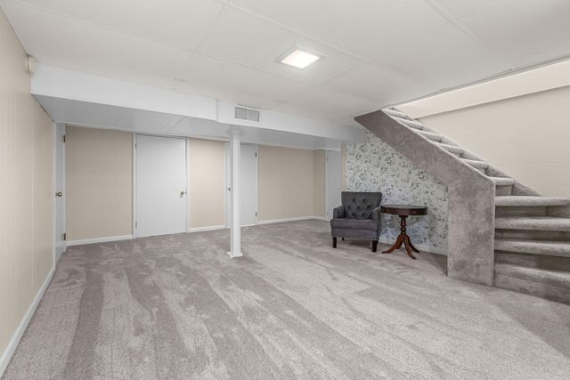 117 Orchard Ridge Parkway, Hillsdale, MI 49242