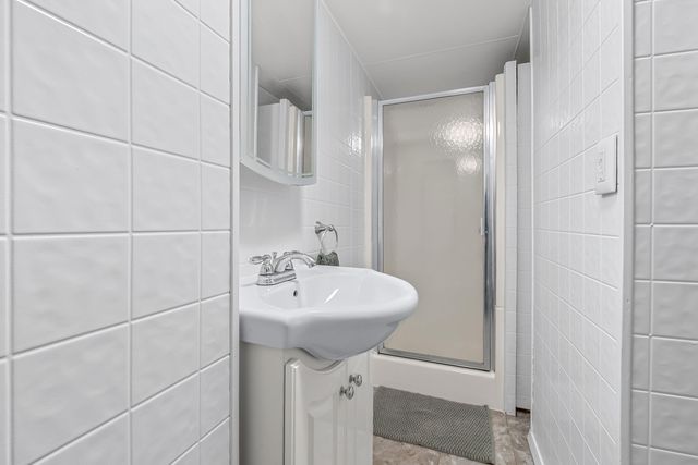 117 Orchard Ridge Parkway, Hillsdale, MI 49242