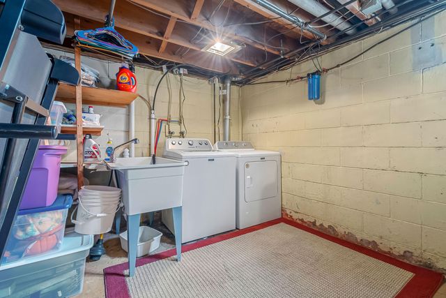 117 Orchard Ridge Parkway, Hillsdale, MI 49242