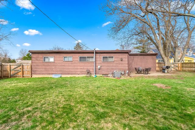 117 Orchard Ridge Parkway, Hillsdale, MI 49242