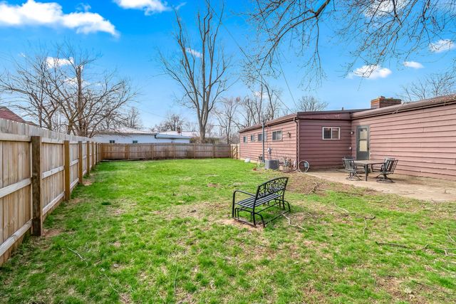 117 Orchard Ridge Parkway, Hillsdale, MI 49242