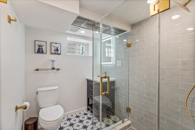 70-45 Manse Street, New York City, NY 11375