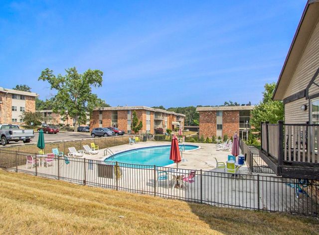 742 W Kilgore Road 307, Kalamazoo, MI 49008