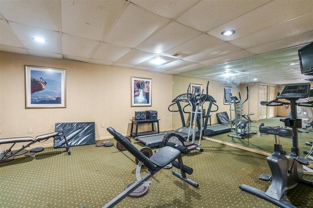 742 W Kilgore Road 307, Kalamazoo, MI 49008