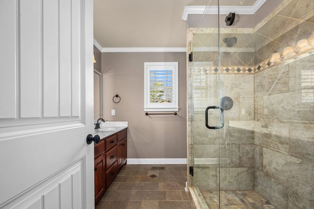 610 Westwood Dr, Mcminnville, TN 37110