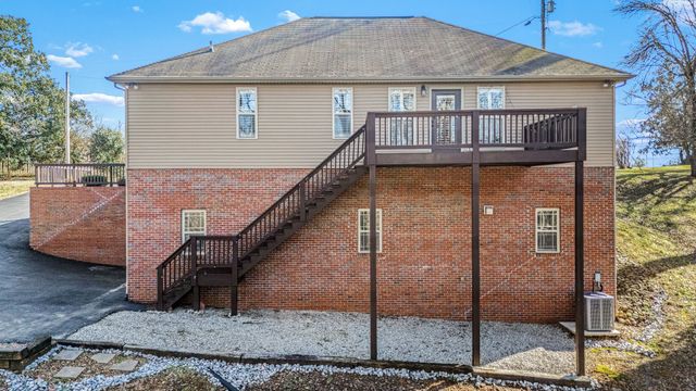 610 Westwood Dr, Mcminnville, TN 37110