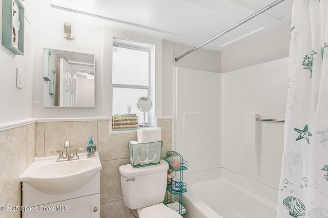 3550 S Atlantic Unit 3 Avenue 3, Cocoa Beach, FL 32931