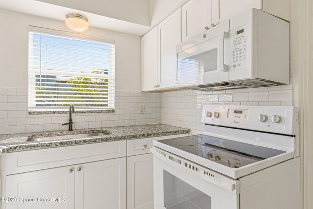 3550 S Atlantic Unit 3 Avenue 3, Cocoa Beach, FL 32931