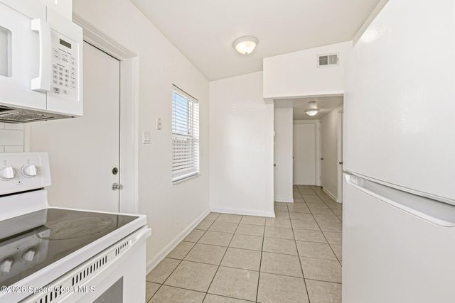 3550 S Atlantic Unit 3 Avenue 3, Cocoa Beach, FL 32931