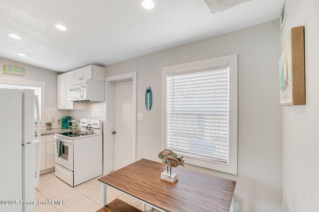 3550 S Atlantic Unit 3 Avenue 3, Cocoa Beach, FL 32931