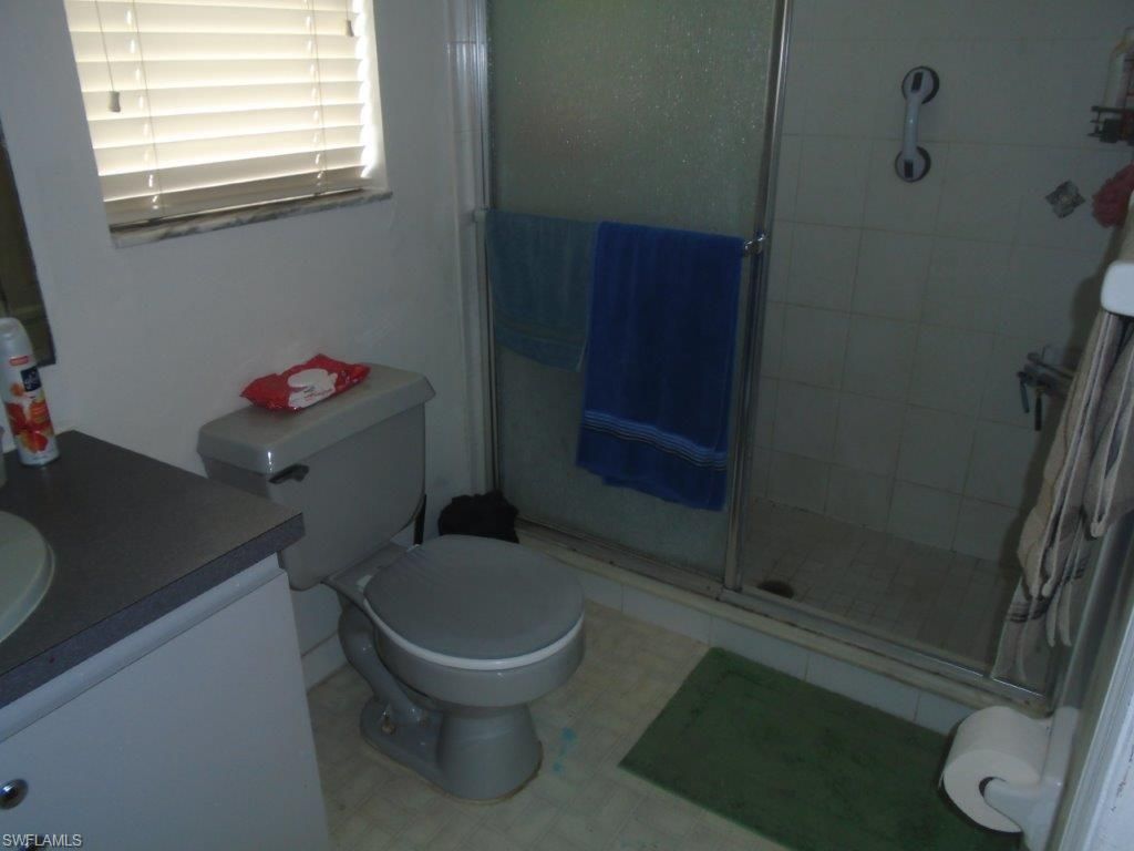 Image 6 of property listing at 1815 NW 13th ST, Cape Coral, FL 33993