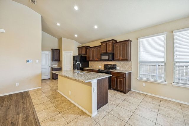 11404 Dorado Vista Trail, Fort Worth, TX 76052