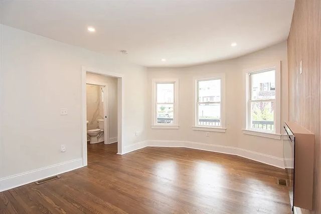 59 Garrison 1, Somerville, MA 02144
