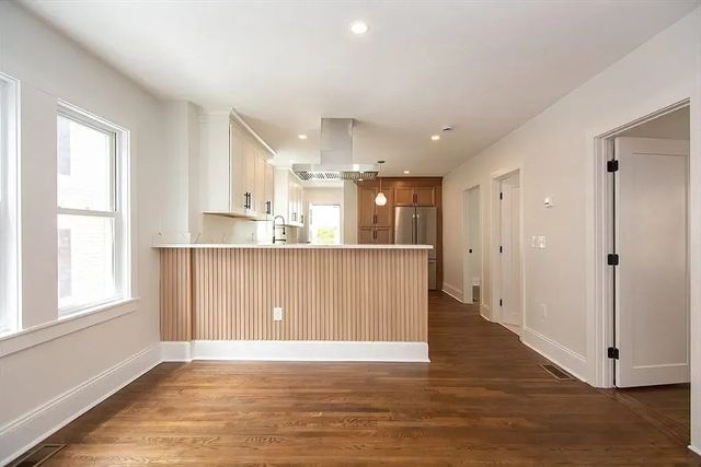59 Garrison 1, Somerville, MA 02144