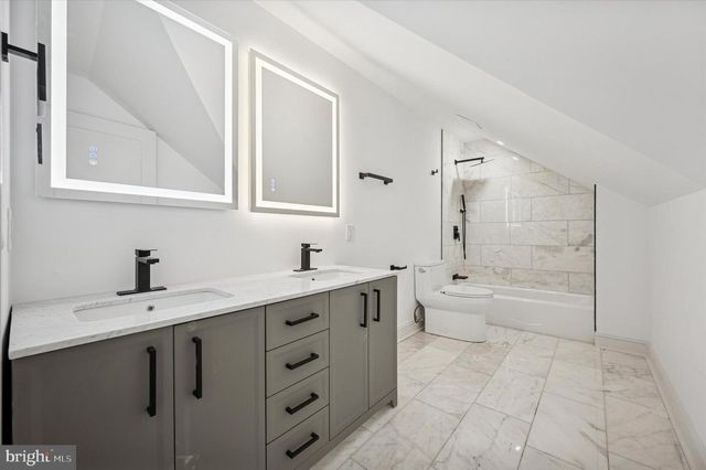 240 W EARLHAM TER, Philadelphia, PA 19144