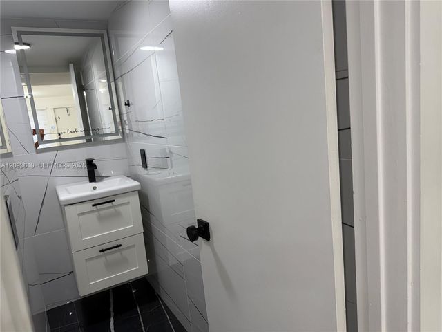 14327 SW 97th Lane 14327, Miami, FL 33186