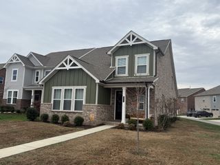 709 Hahn Ct, Lebanon, TN 37087