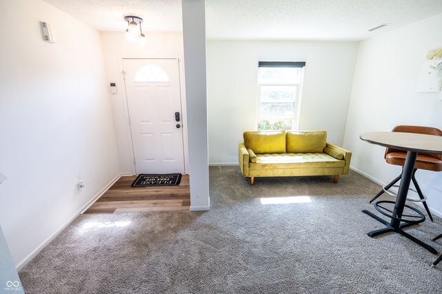 5606 N Plymouth Court, Mccordsville, IN 46055