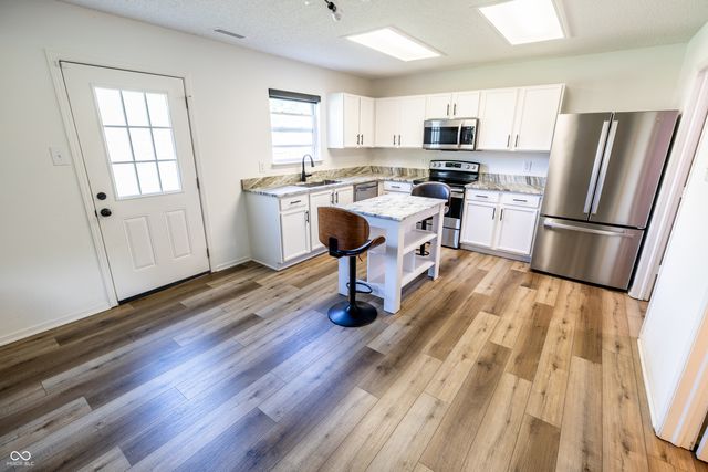 5606 N Plymouth Court, Mccordsville, IN 46055