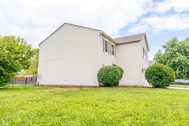 5606 N Plymouth Court, Mccordsville, IN 46055