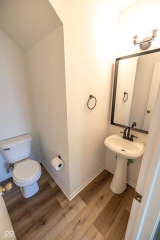 5606 N Plymouth Court, Mccordsville, IN 46055