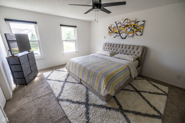5606 N Plymouth Court, Mccordsville, IN 46055