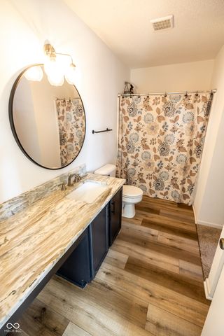 5606 N Plymouth Court, Mccordsville, IN 46055