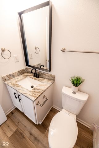 5606 N Plymouth Court, Mccordsville, IN 46055