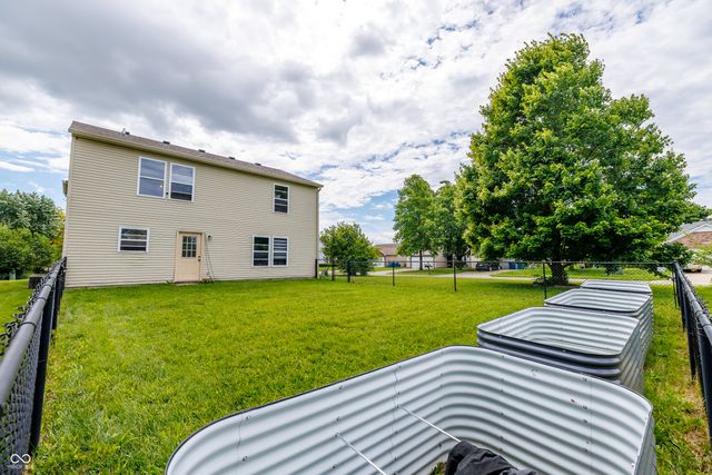 5606 N Plymouth Court, Mccordsville, IN 46055