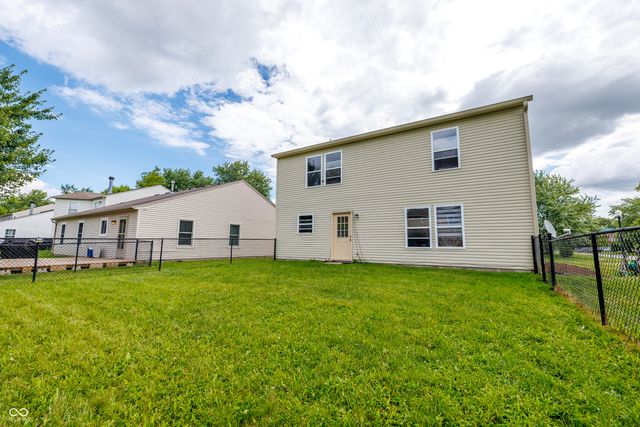 5606 N Plymouth Court, Mccordsville, IN 46055