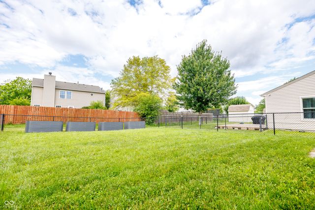 5606 N Plymouth Court, Mccordsville, IN 46055