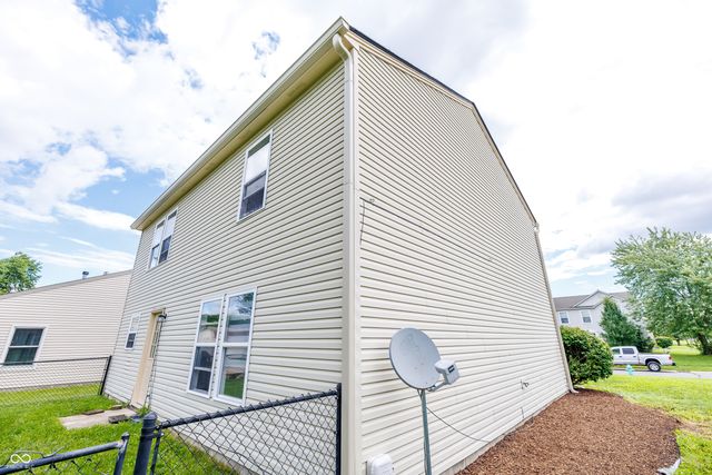 5606 N Plymouth Court, Mccordsville, IN 46055