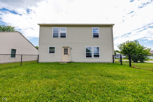 5606 N Plymouth Court, Mccordsville, IN 46055