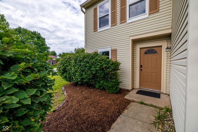 5606 N Plymouth Court, Mccordsville, IN 46055