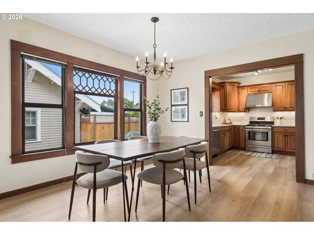 1613 N Willamette Blvd, Portland, OR 97217