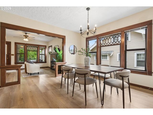 1613 N Willamette Blvd, Portland, OR 97217