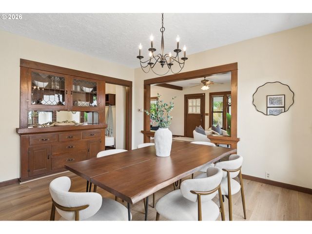 1613 N Willamette Blvd, Portland, OR 97217
