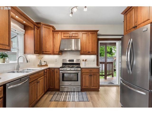 1613 N Willamette Blvd, Portland, OR 97217