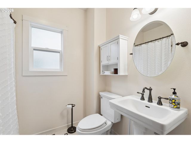 1613 N Willamette Blvd, Portland, OR 97217
