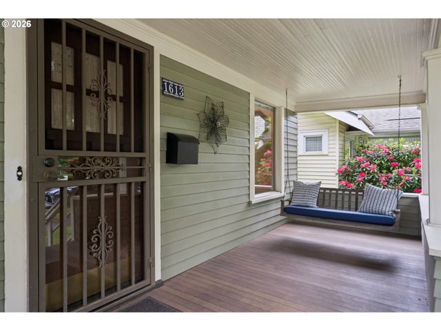 1613 N Willamette Blvd, Portland, OR 97217